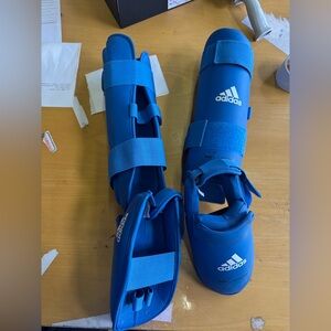 COPY - Adidas Karate shin step protect 
Blue